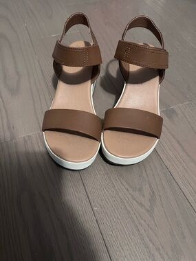 Sorel Cameron Wedge Sandal (Velvet Tan)